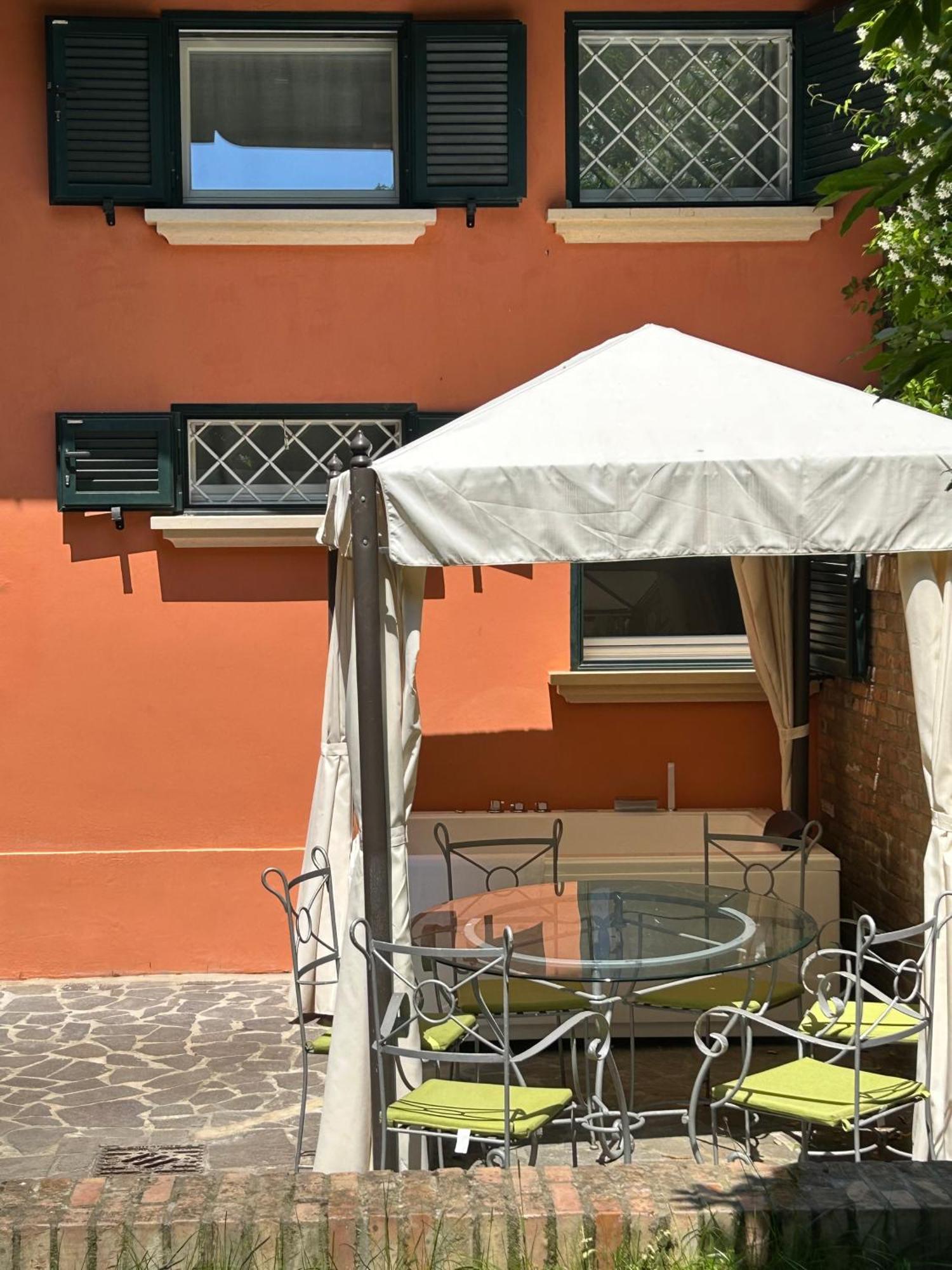 Isaia Garden -Private Garden Spa Bath Bolognarooms Exterior foto